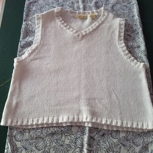 White Sleeveless Summer Knit Semi-Crop Top